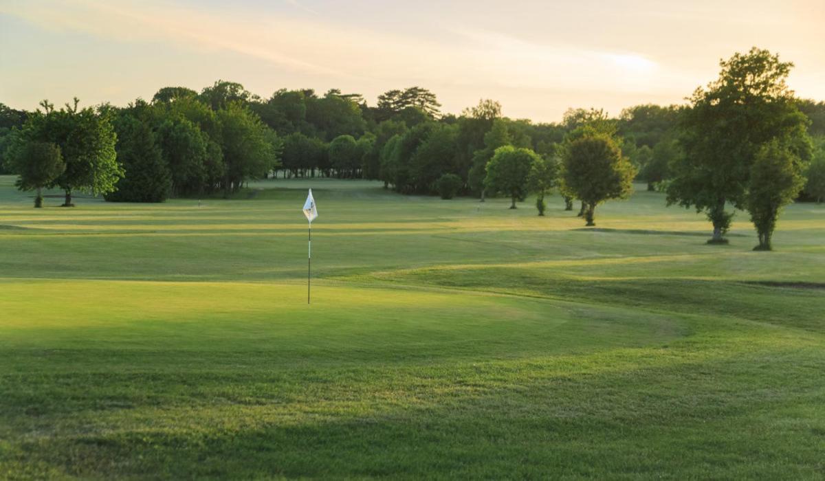 Rodway Hill Golf & Eco Pod Hotel Gloucester Dış mekan fotoğraf